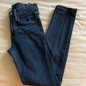 Levi’s 519 jeans